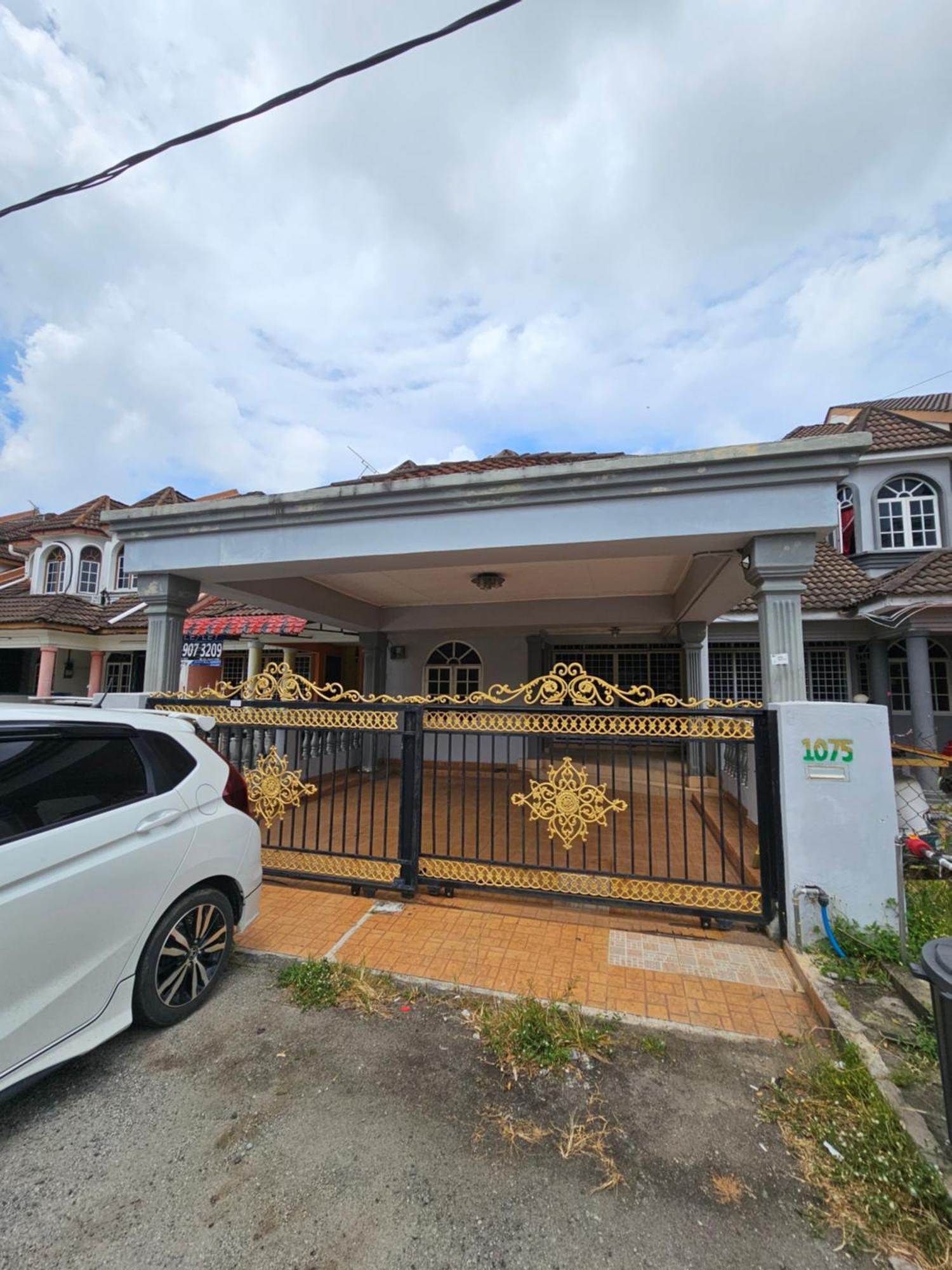 Ruhani Homestay 3 Kb - 4 Bedroom Fully Airconditioned With Wifi & Netflix Кота Бару Екстериор снимка