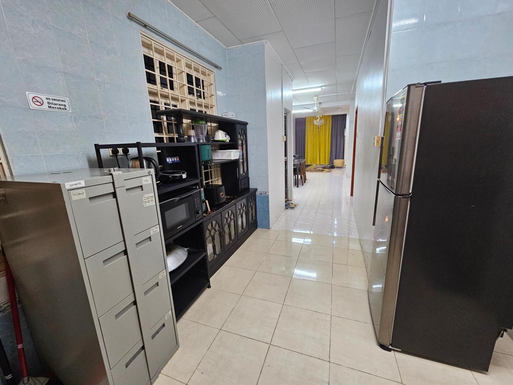 Ruhani Homestay 3 Kb - 4 Bedroom Fully Airconditioned With Wifi & Netflix Кота Бару Екстериор снимка