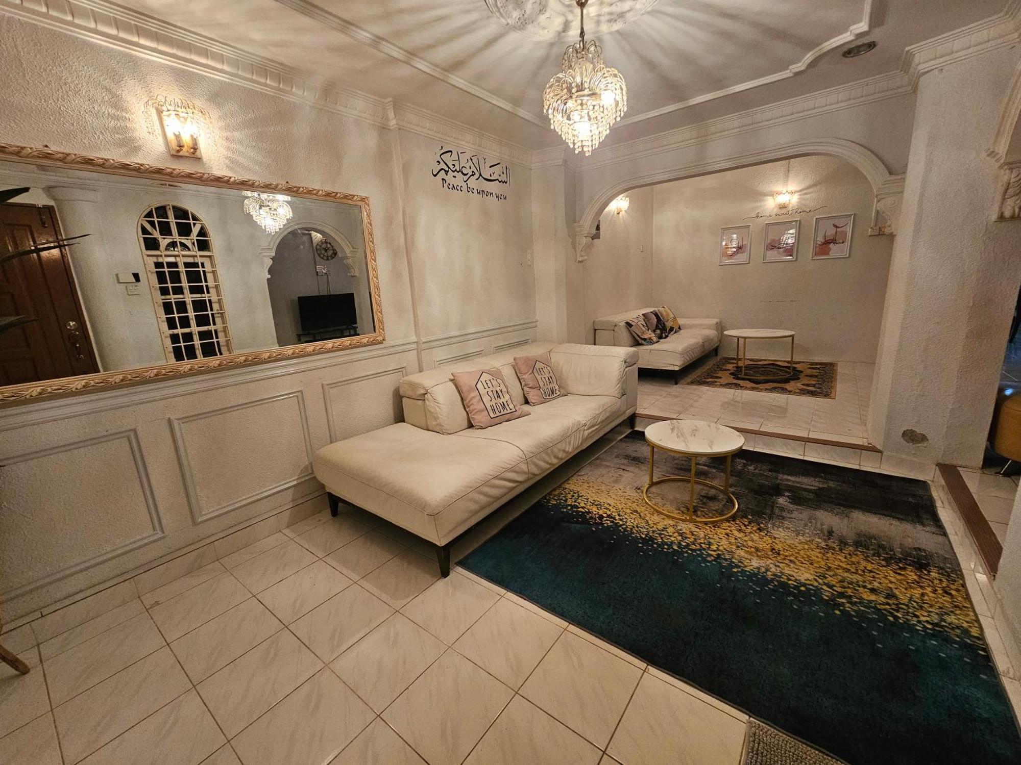 Ruhani Homestay 3 Kb - 4 Bedroom Fully Airconditioned With Wifi & Netflix Кота Бару Екстериор снимка